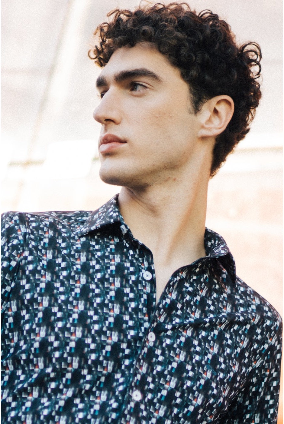 Camisa estampada hombre abstracta marino no plancha | mister dandy