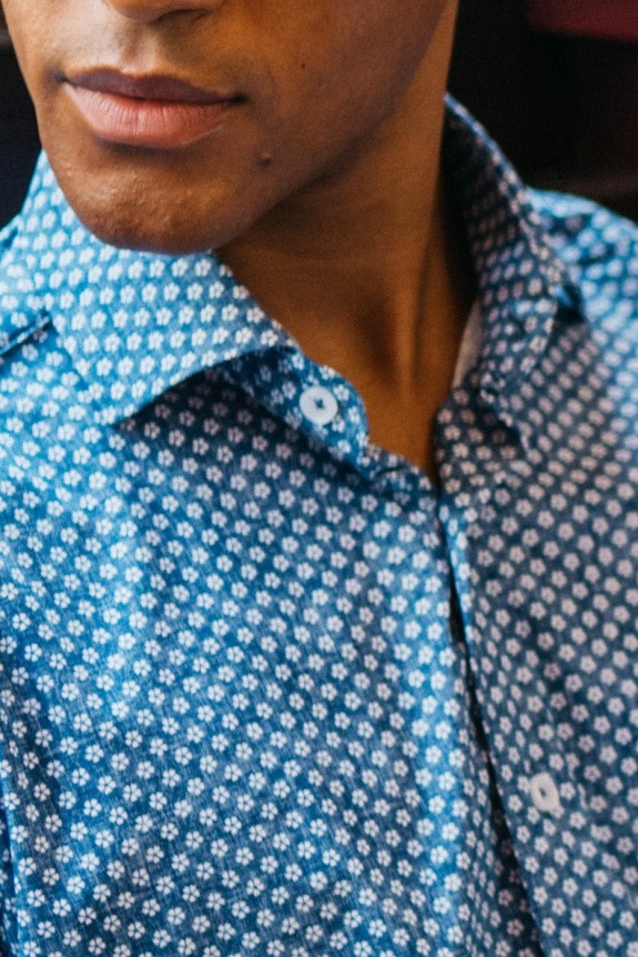 Camisas estampada flores azul que no plancha bielástica| mister dandy